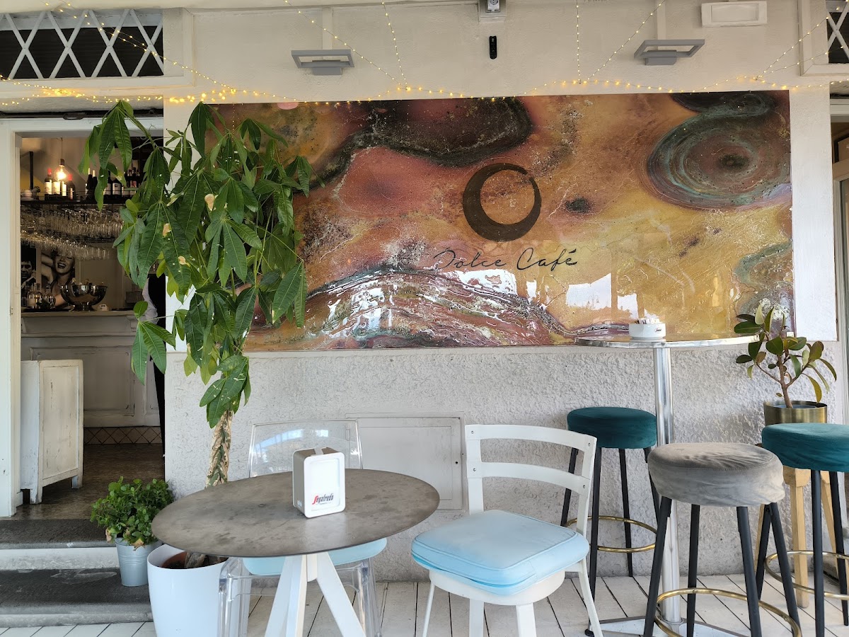 Dolce The Bar