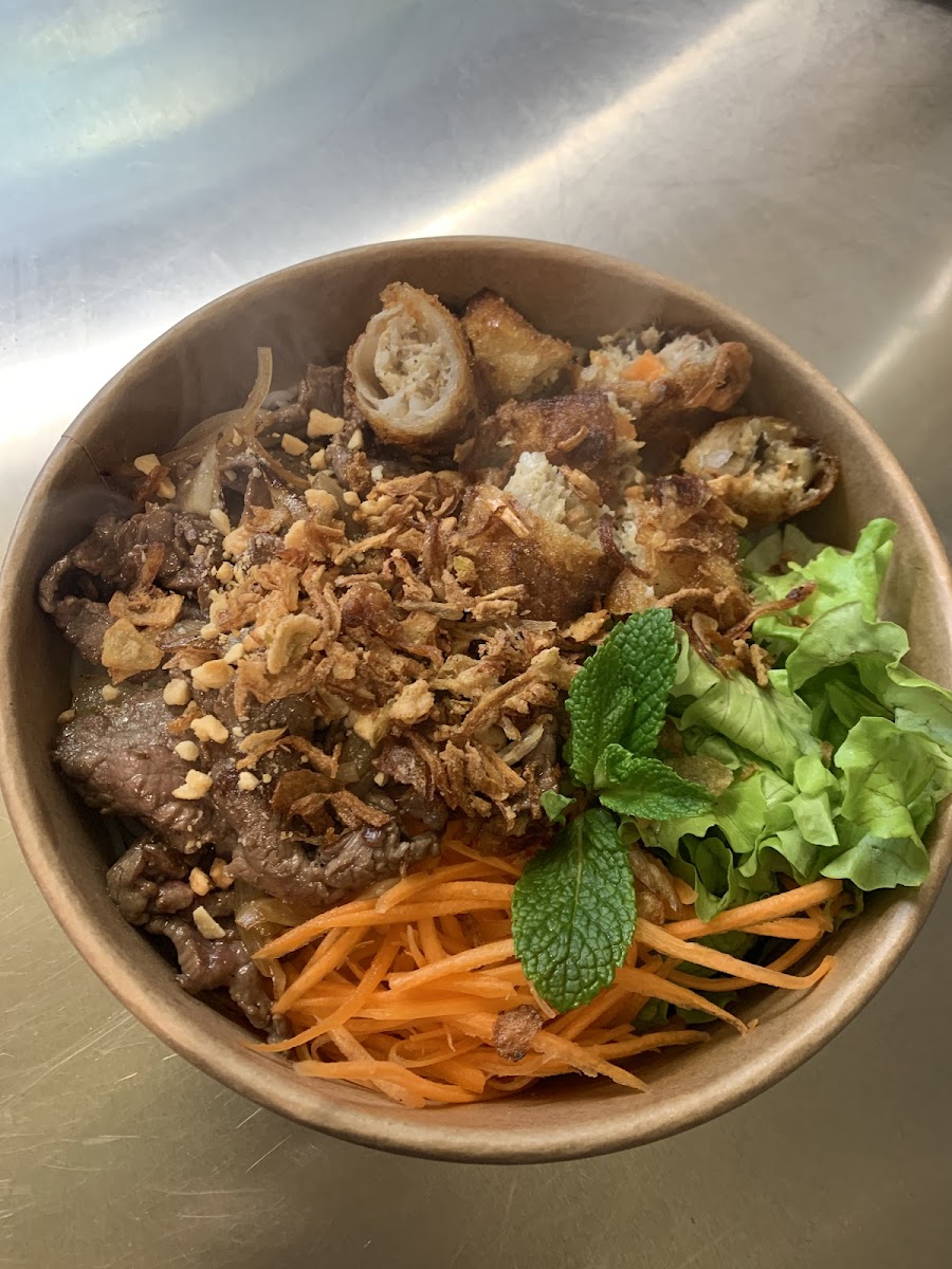 MAISON LÊ - Asian Street Food Photo 5
