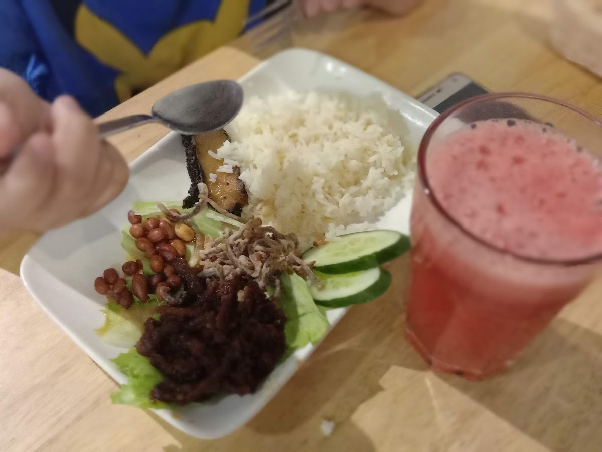 DLife Vegetarian Restaurant - Kepong branch Photo 8