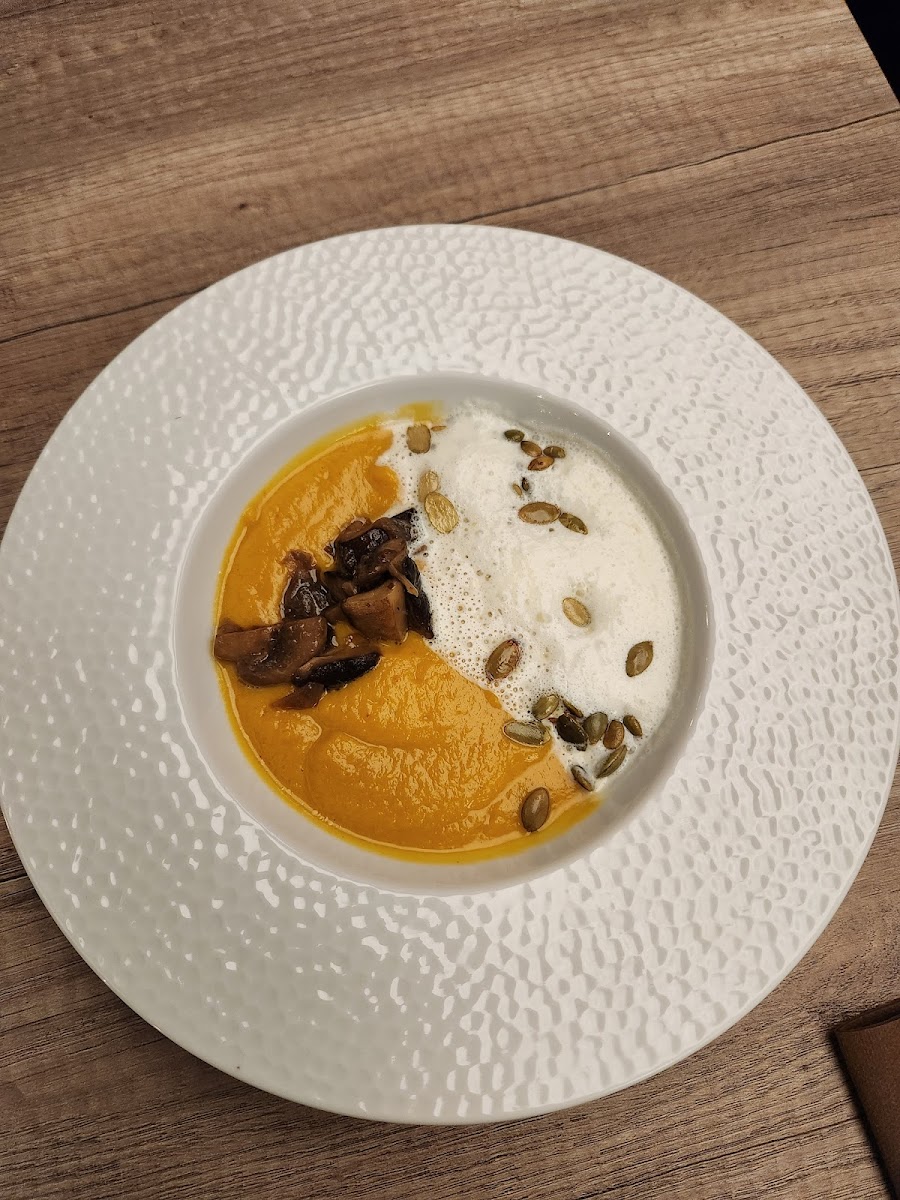 Le Bistro Parisien Photo 10