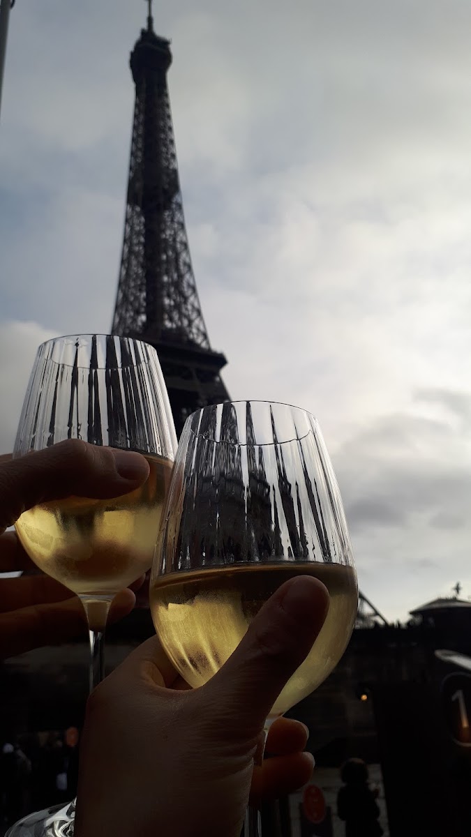 Le Bistro Parisien Photo 8