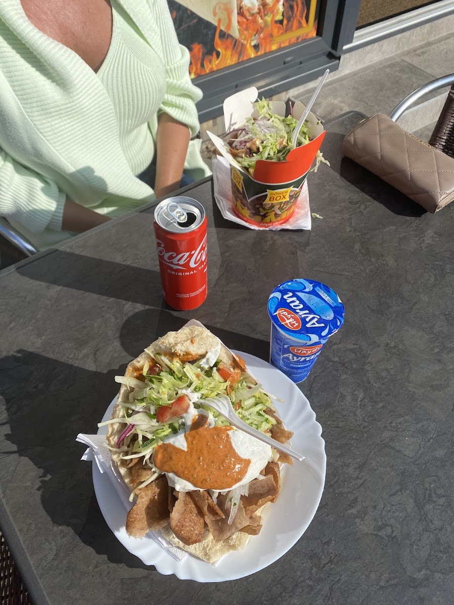 Berlin Döner Pizzeria Photo 8