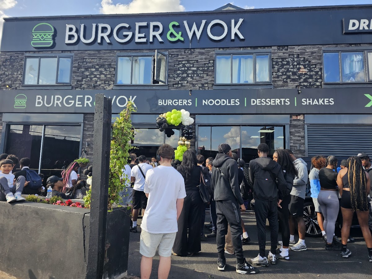 Burger & Wok