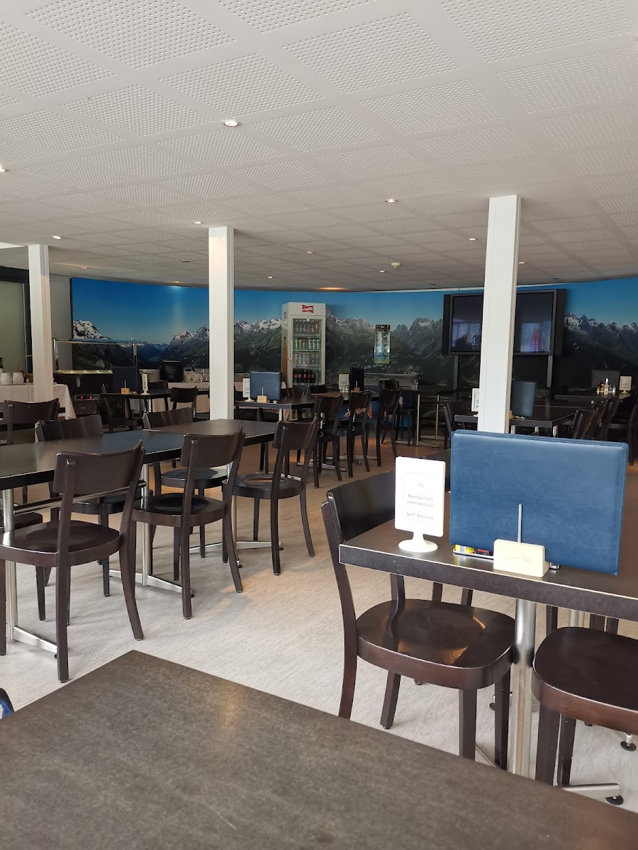 Restaurant Flugplatz 'Intersection'