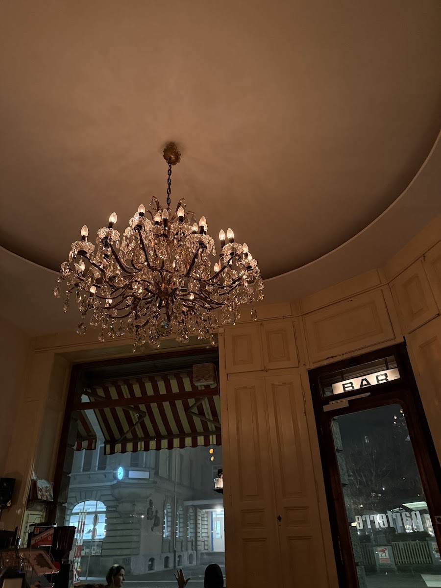 Café Bar Parterre Photo 4