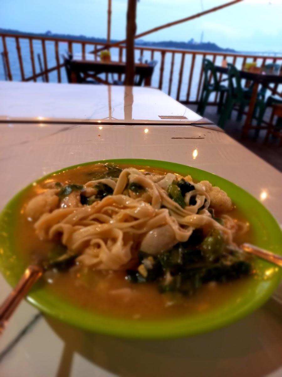 DANG MERDU MANGROVE RESTO & CAFE Photo 9