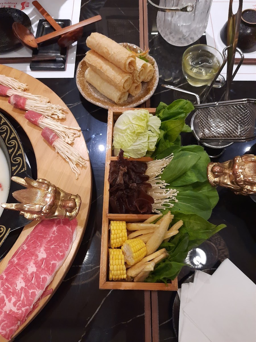 Chongqing Hot Pot Photo 6