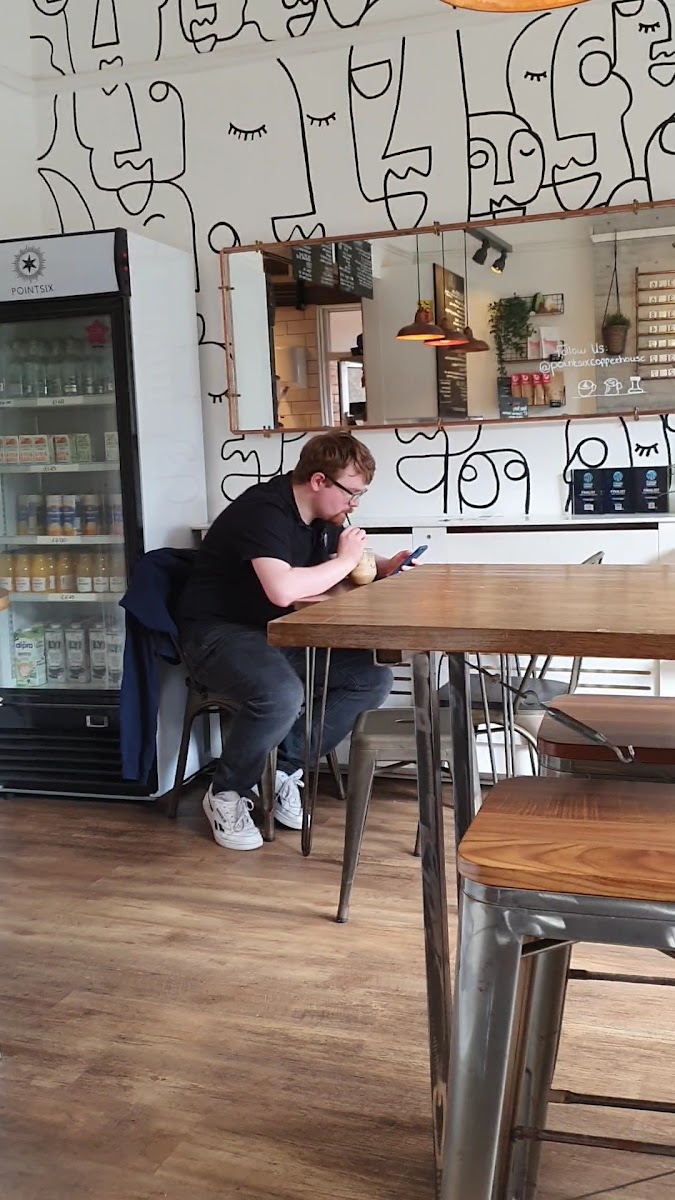 POINTSIX Coffee House Photo 2