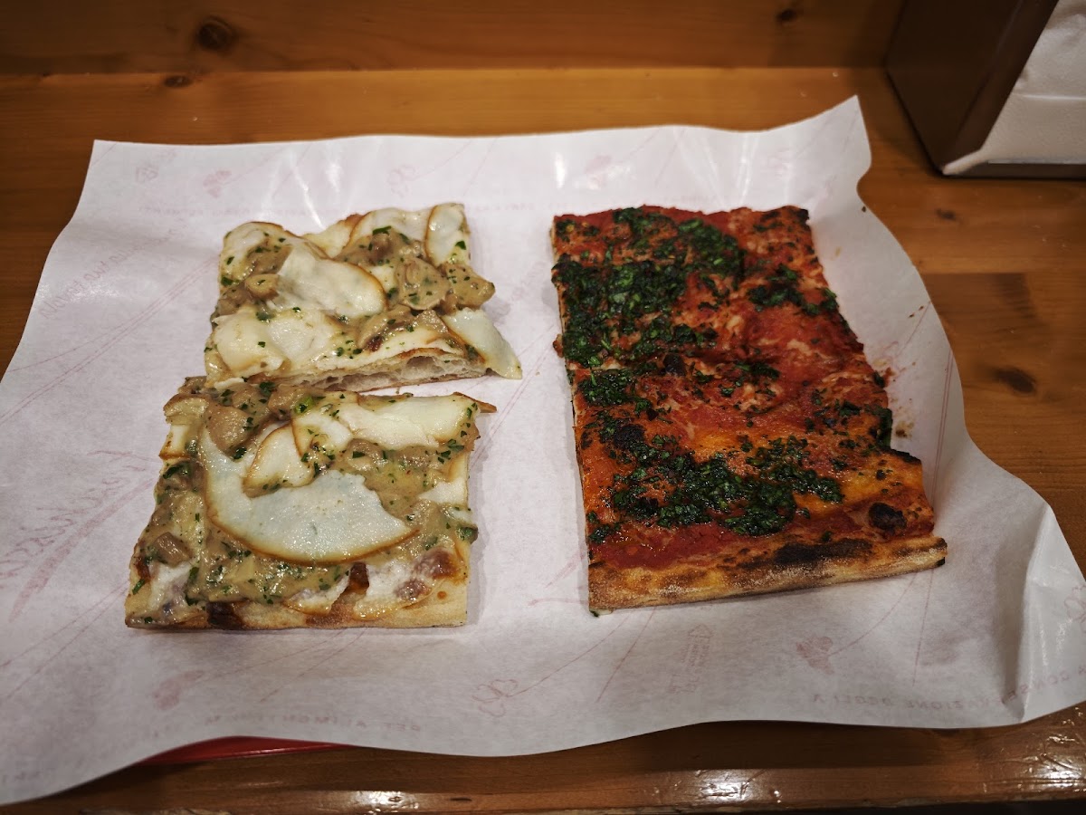 Pizzeria La Piazzetta Garbatella Photo 4
