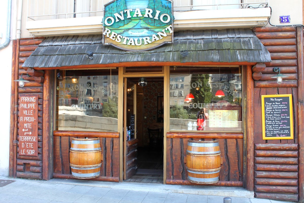 Restaurant Ontario Salmon