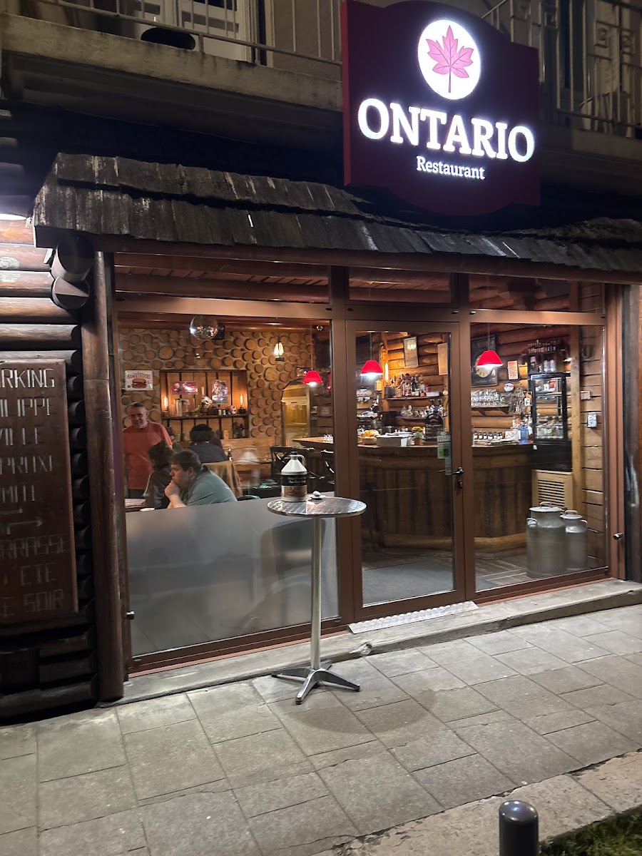 Restaurant Ontario Salmon Photo 3