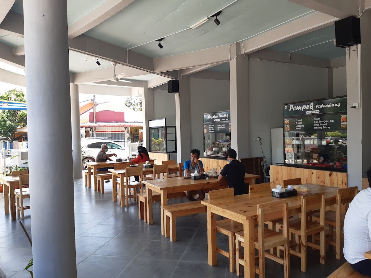 KOPITIAM KARTINI