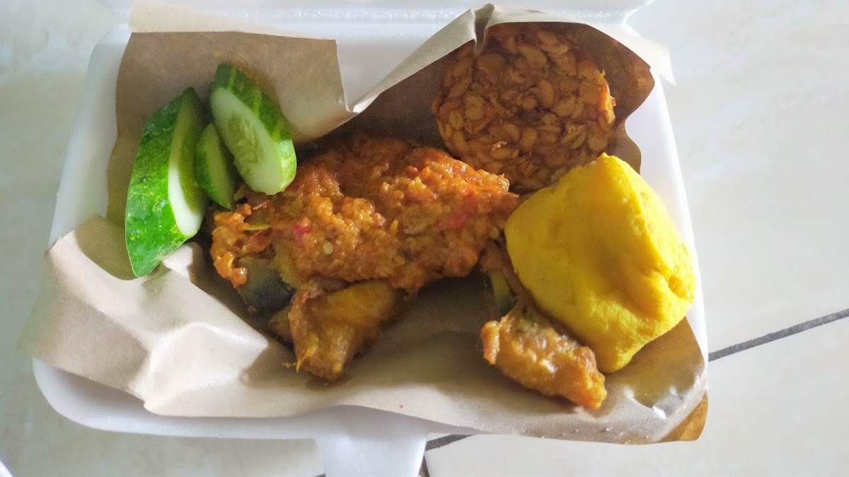 Ayam Gepuk Pak Gembus Photo 5