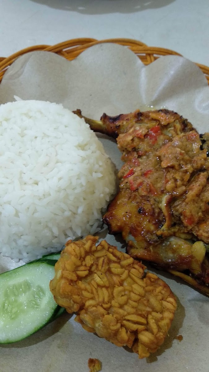 Ayam Gepuk Pak Gembus Photo 6