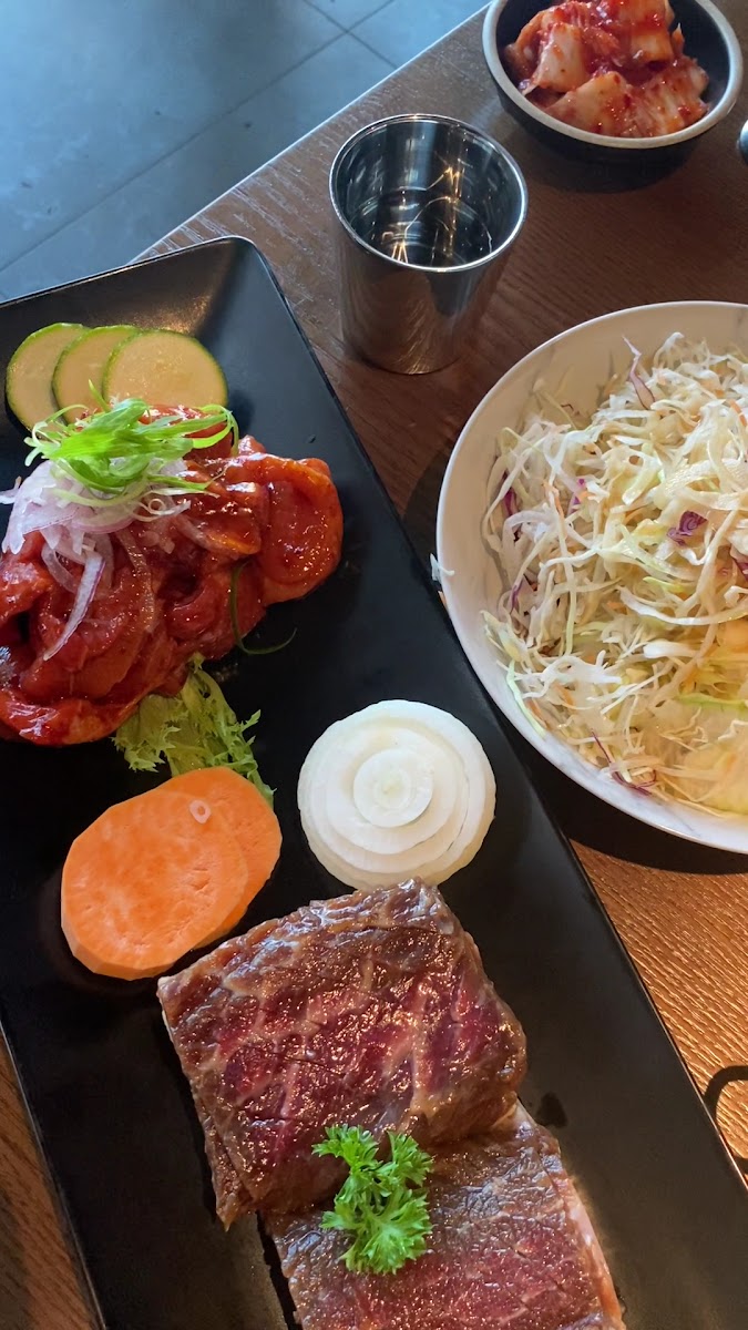 GOGI KOREAN BBQ & KARAOKE Photo 2