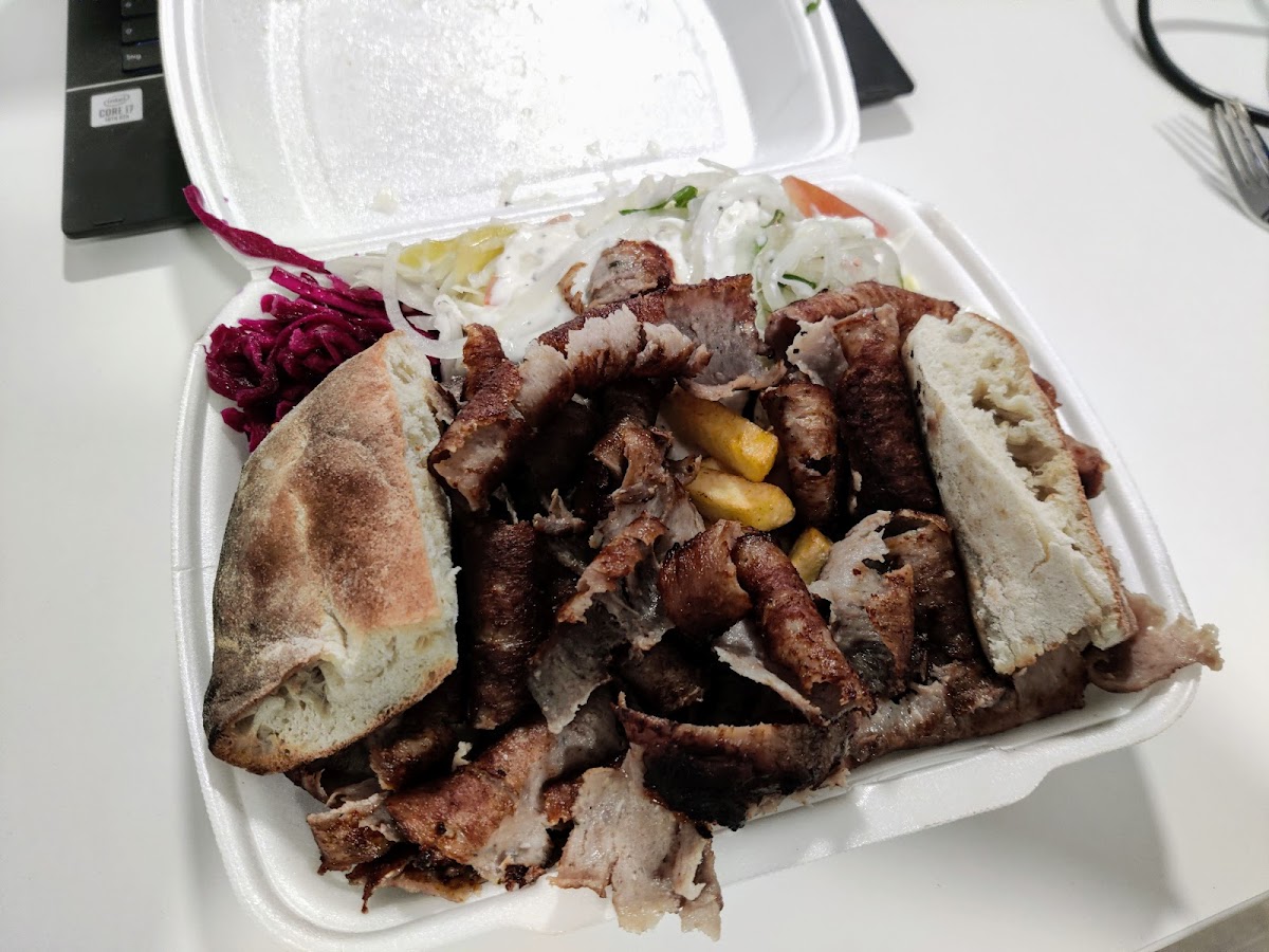 Vahdet Imbiss Photo 8