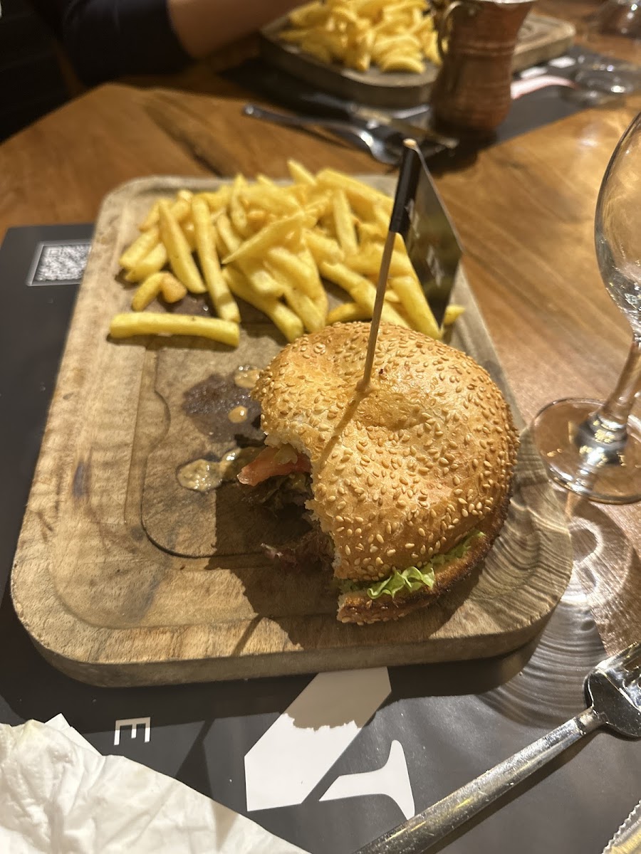 Altin Steakhouse - Ocakbasi Photo 5
