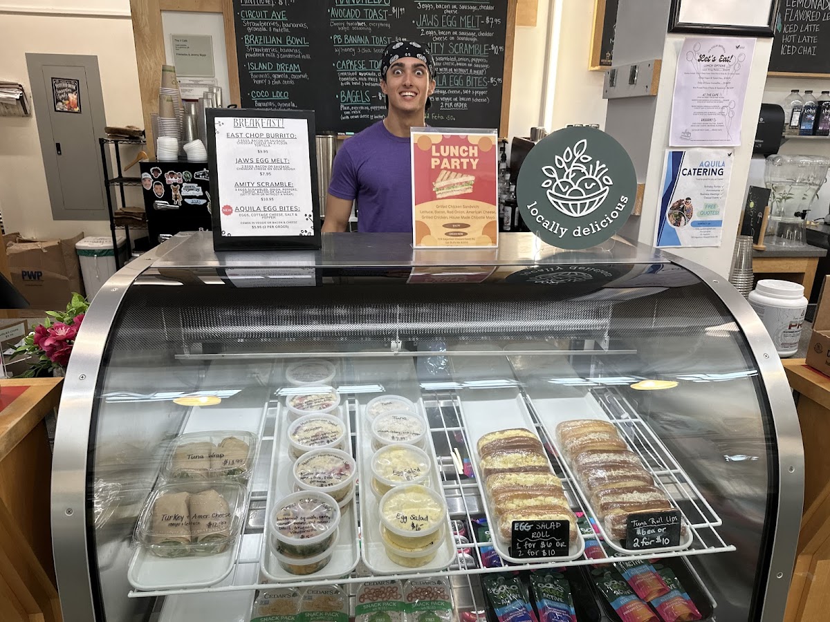 Aquila at the Y Cafe - Smoothies & Acai