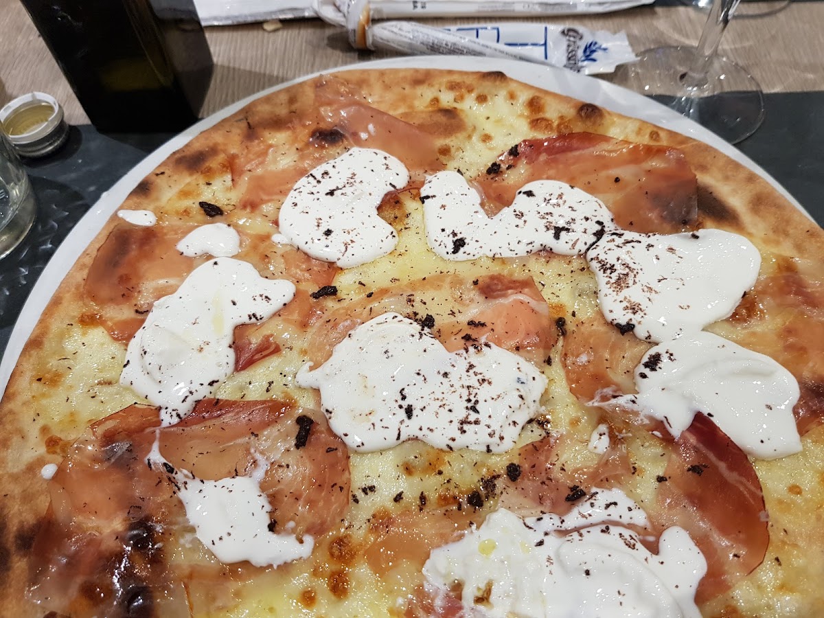 Pizzeria Canalvecchio Di Coppola Pasquale Photo 10