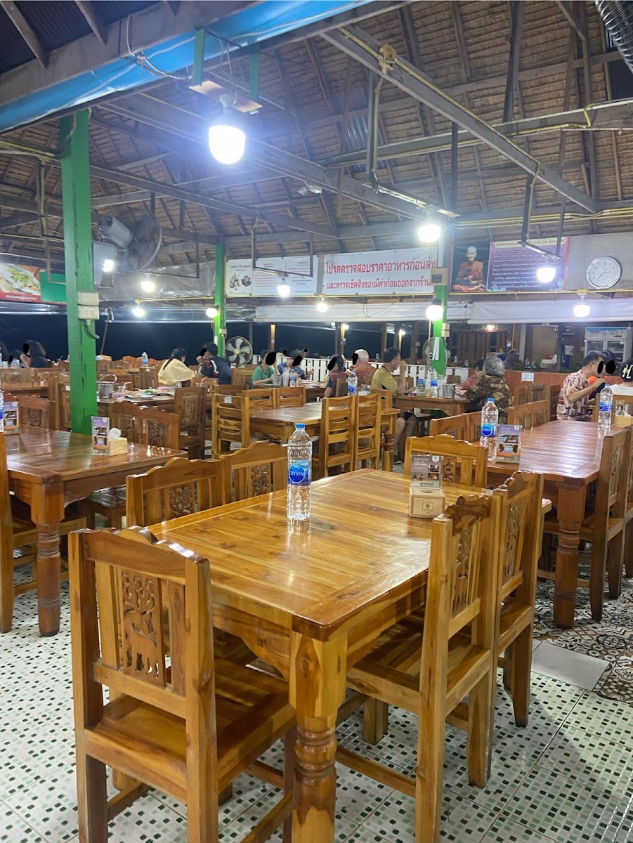 Nong Nueng Seafood Photo 3