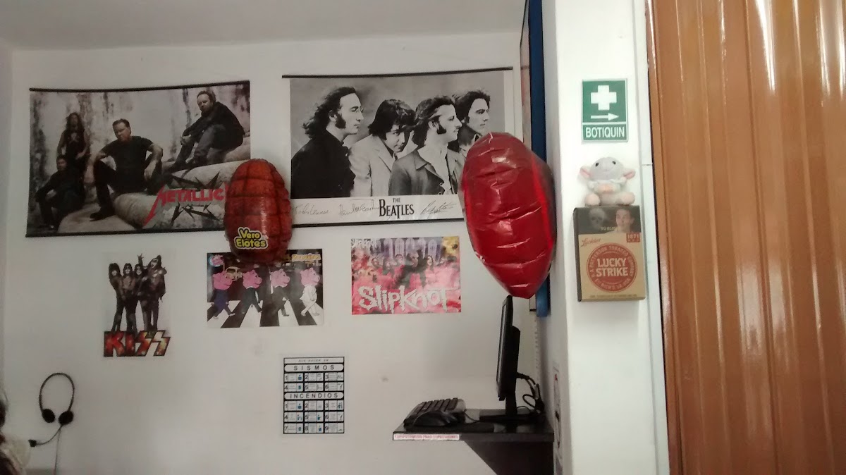 Internet Rock N'Ciber Photo 3