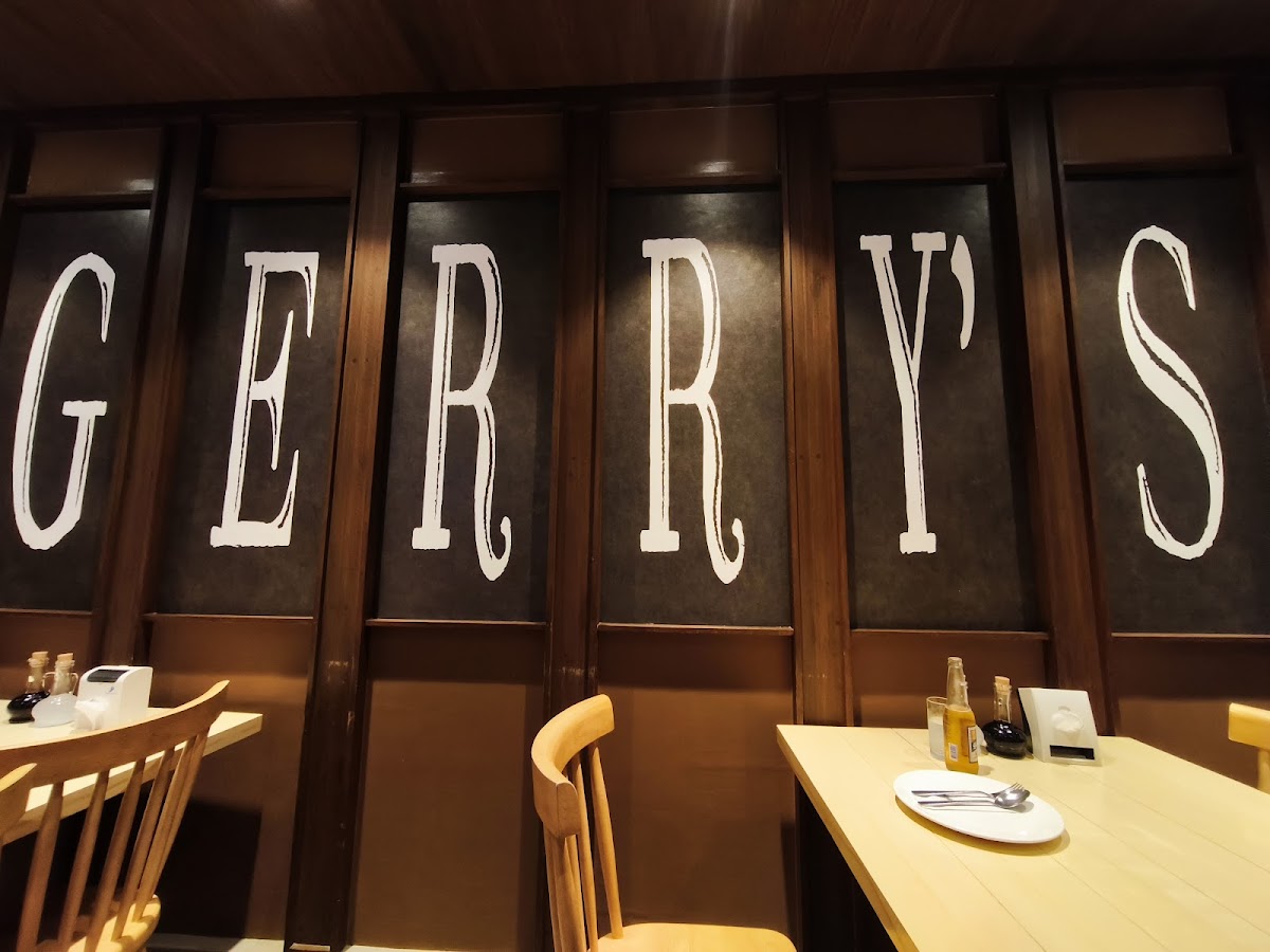 GERRY'S PANGLAO (Gerry's Grill) Photo 3