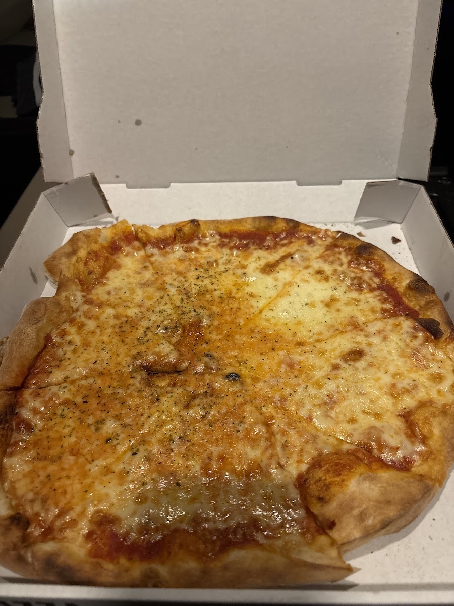 Medo Pizzeria & Grill Photo 2