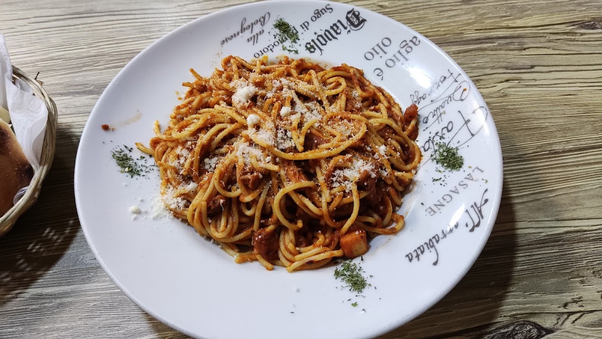Medo Pizzeria & Grill Photo 8