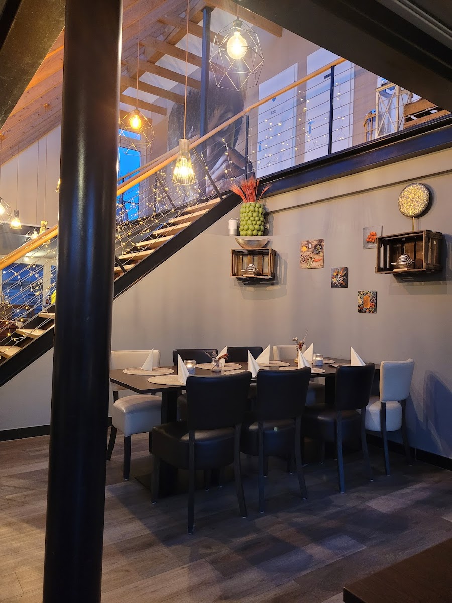 Holzkohle Grillhaus
