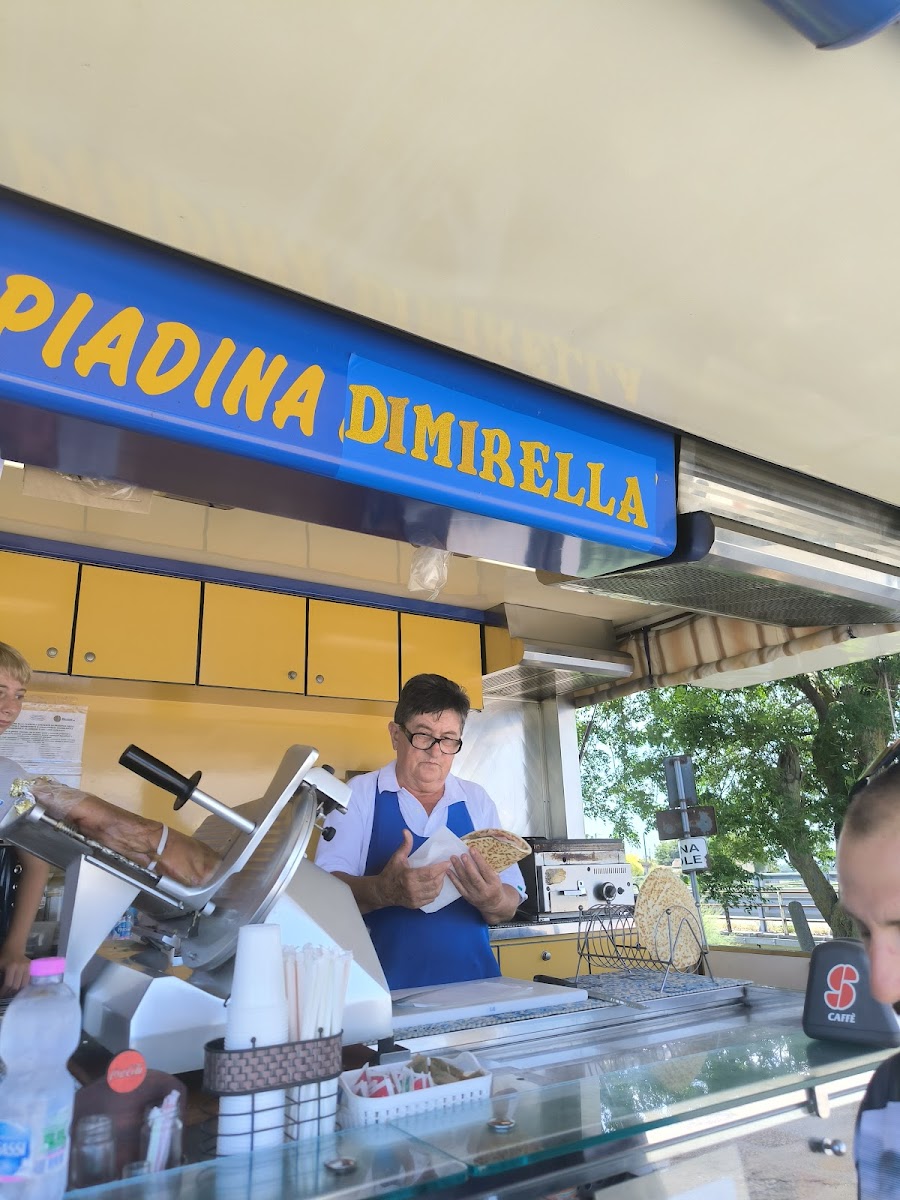 Piadineria Ambulante Da Mirella Photo 3