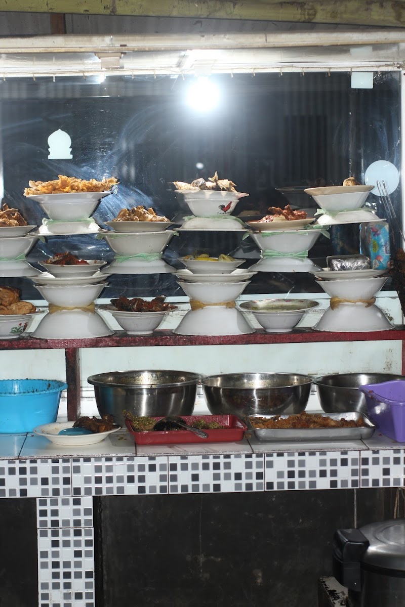 Rumah Makan Padang Famili