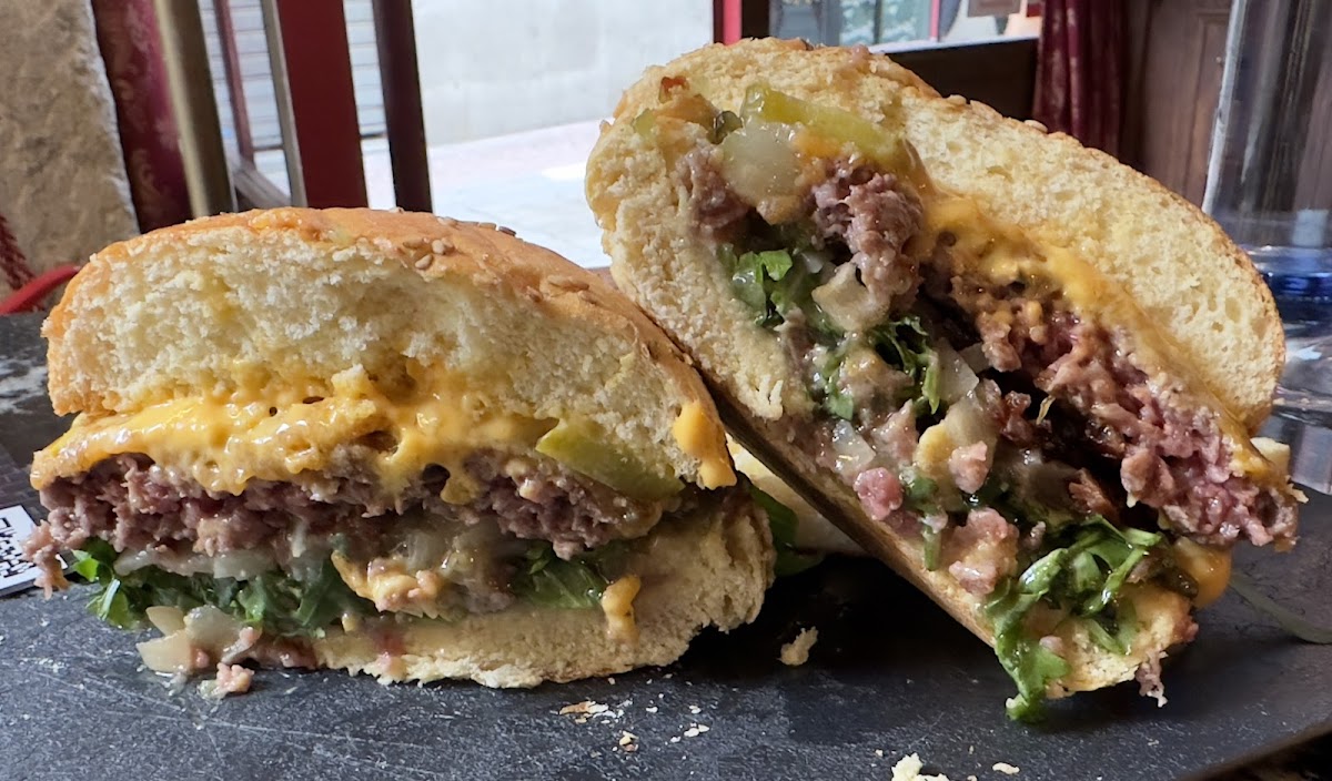 Bonita Burger Photo 3