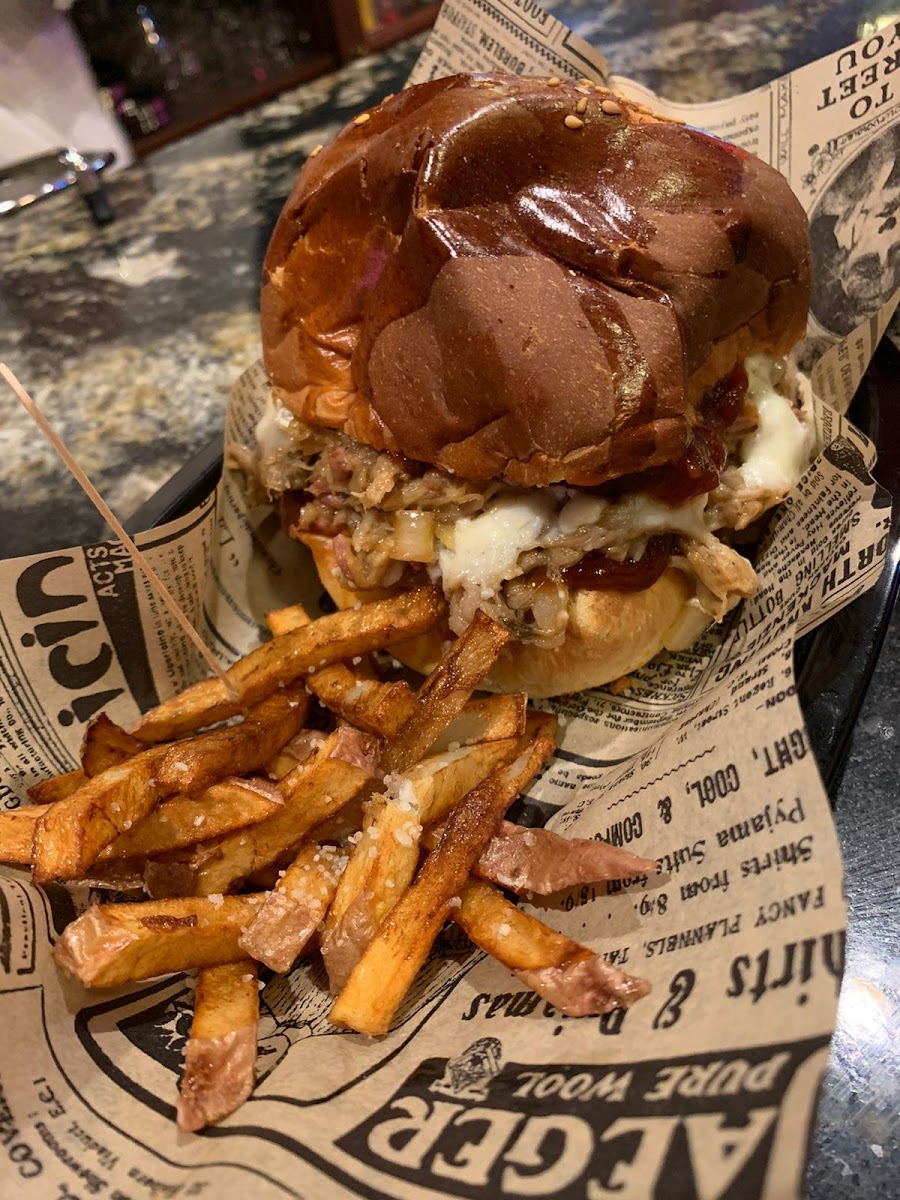 Bonita Burger Photo 8