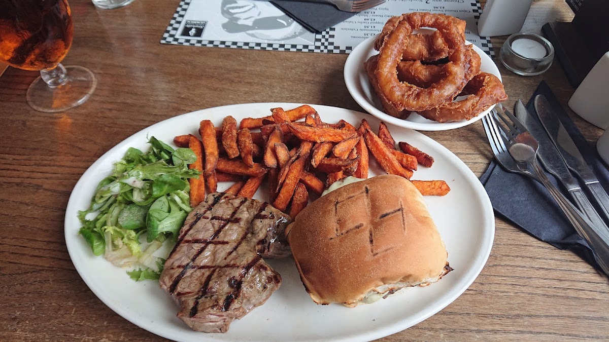 The Soulville Steakhouse Photo 8