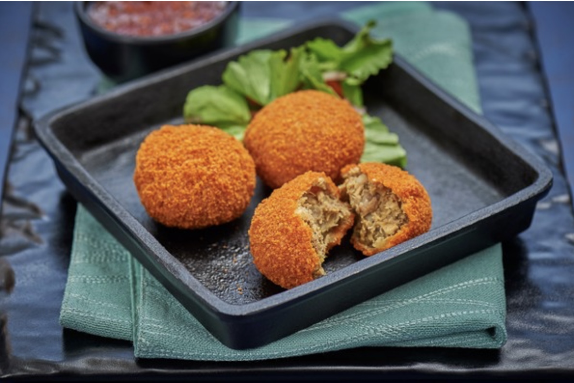 KR kitchen & takeaway Photo 9