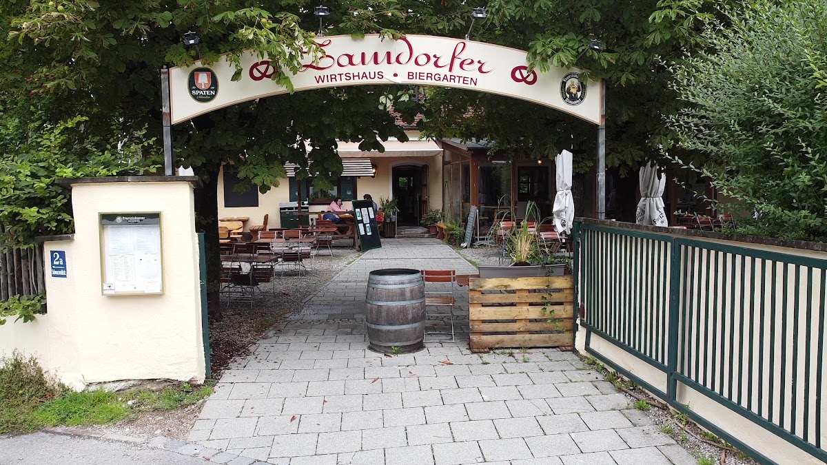 Wirtshaus Zamdorfer Biergarten Photo 2