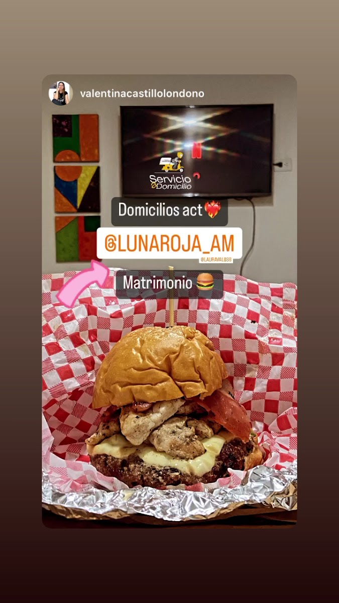 LUNA ROJA Photo 2