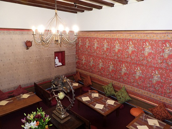 Restaurant India Photo 4
