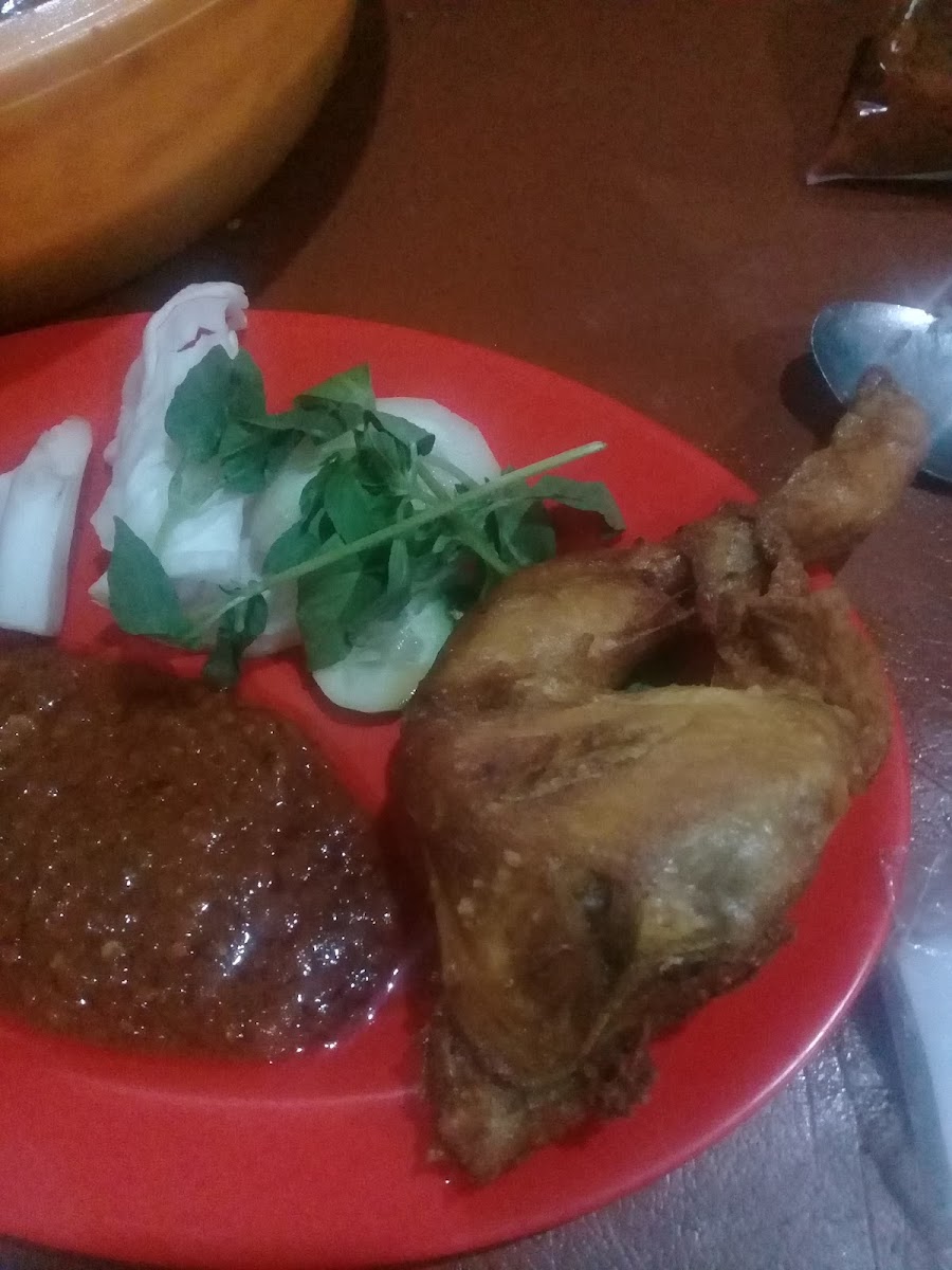 Pecel Lele Podomoro Pusat Photo 3