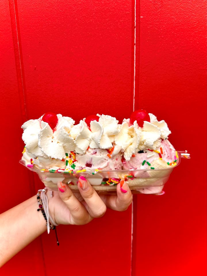 Rich Farm Ice Cream, Middlefield