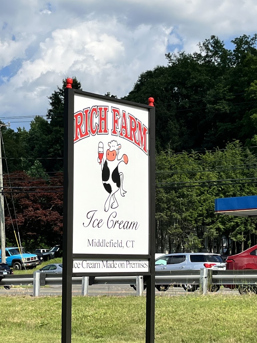 Rich Farm Ice Cream, Middlefield Photo 4