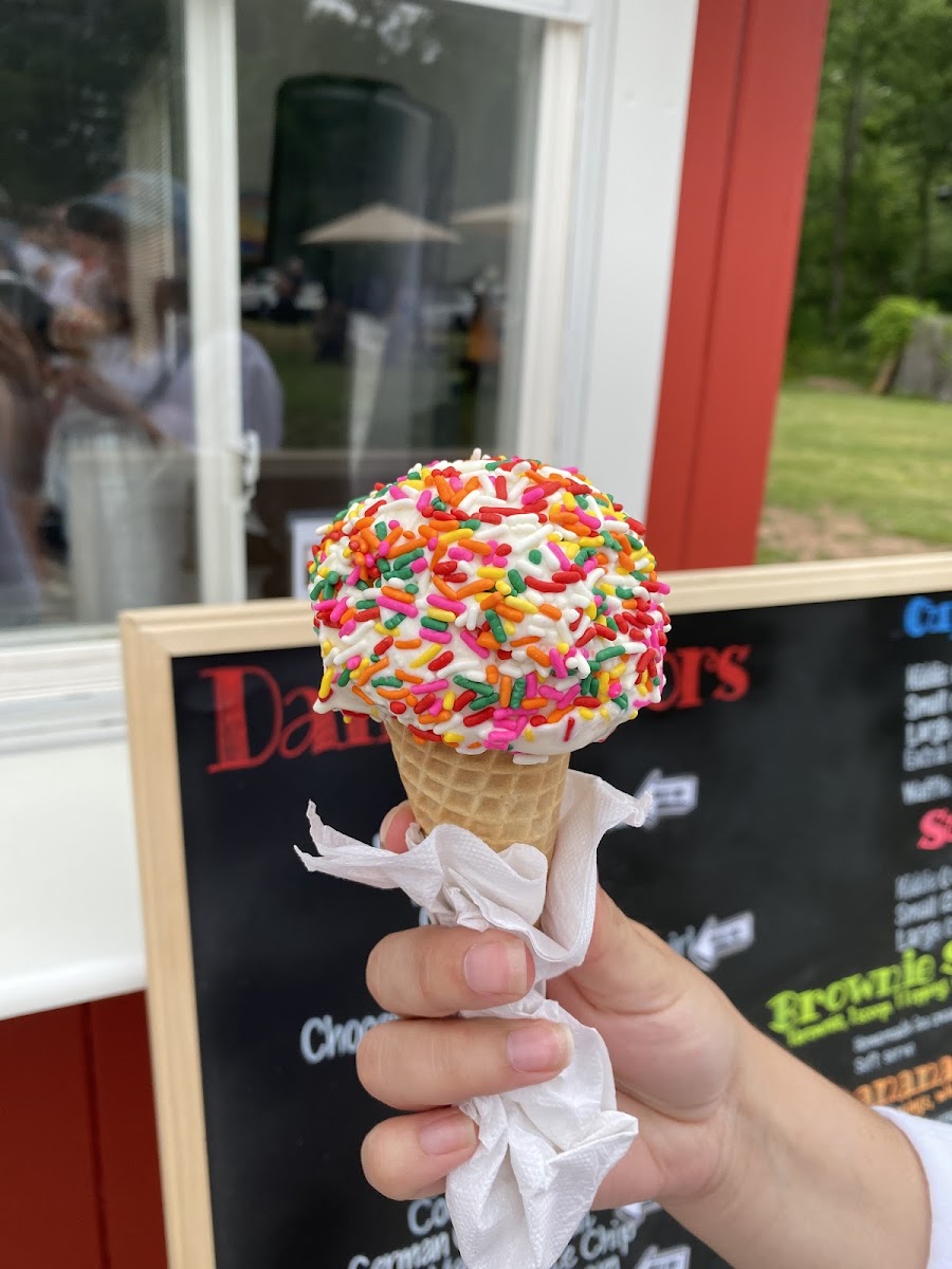 Rich Farm Ice Cream, Middlefield Photo 9