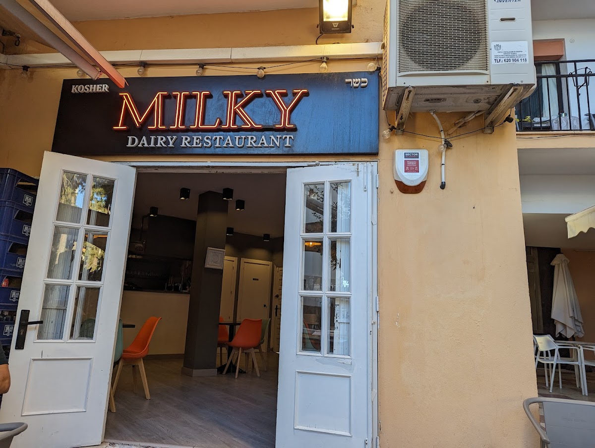 Milky Restaurant