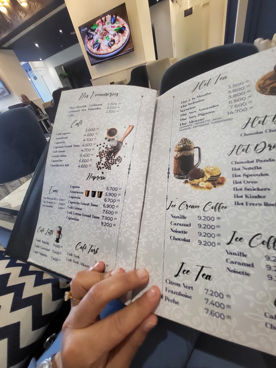 alcazar café Photo Menu 1