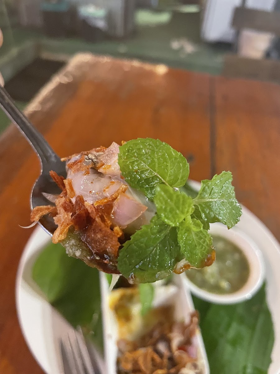 Phu Nam Suay Restaurant Photo 3