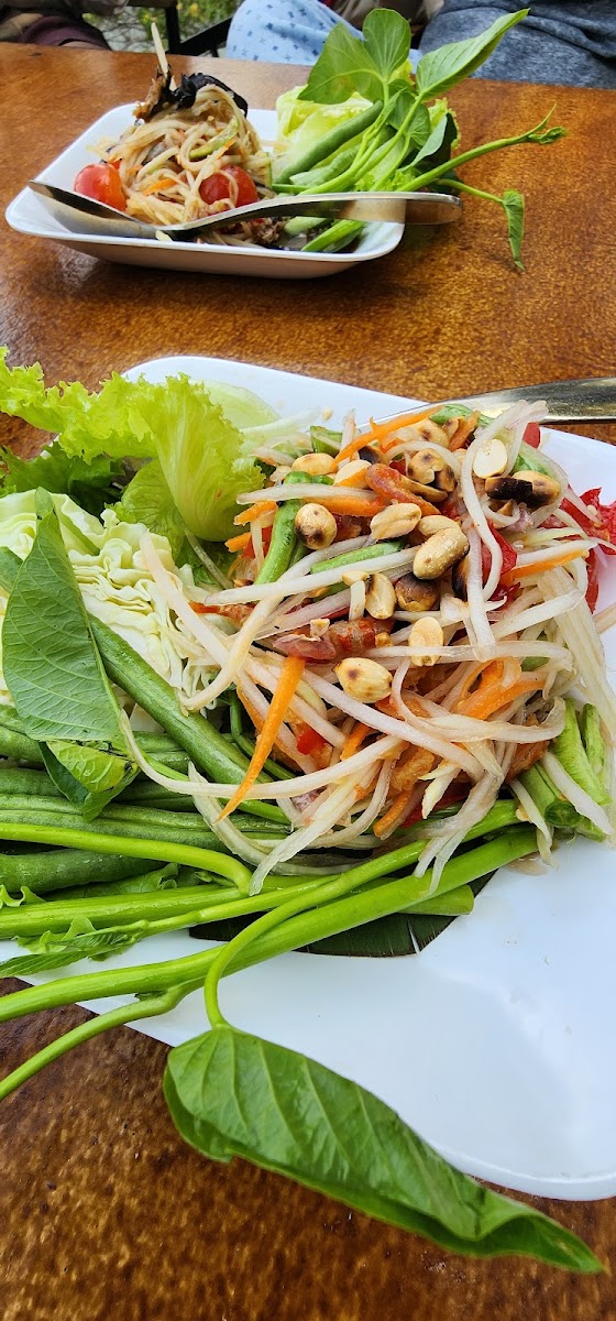 Phu Nam Suay Restaurant Photo 7