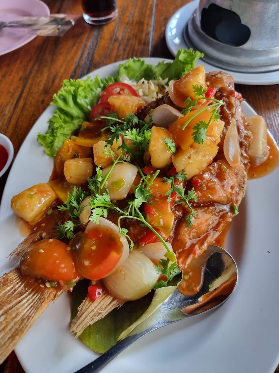 Phu Nam Suay Restaurant Photo 8