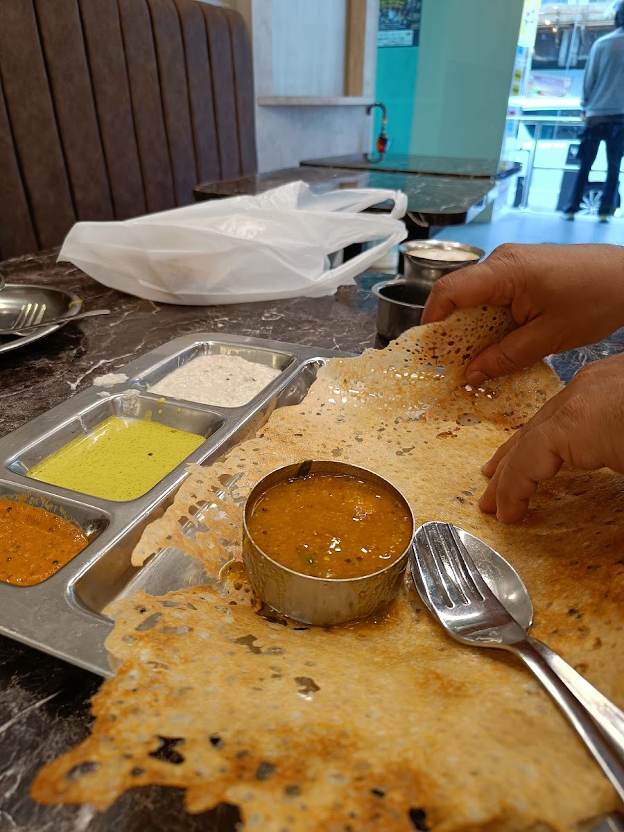 Restoran Saravanaa Bhavan • Leboh Ampang Photo 10