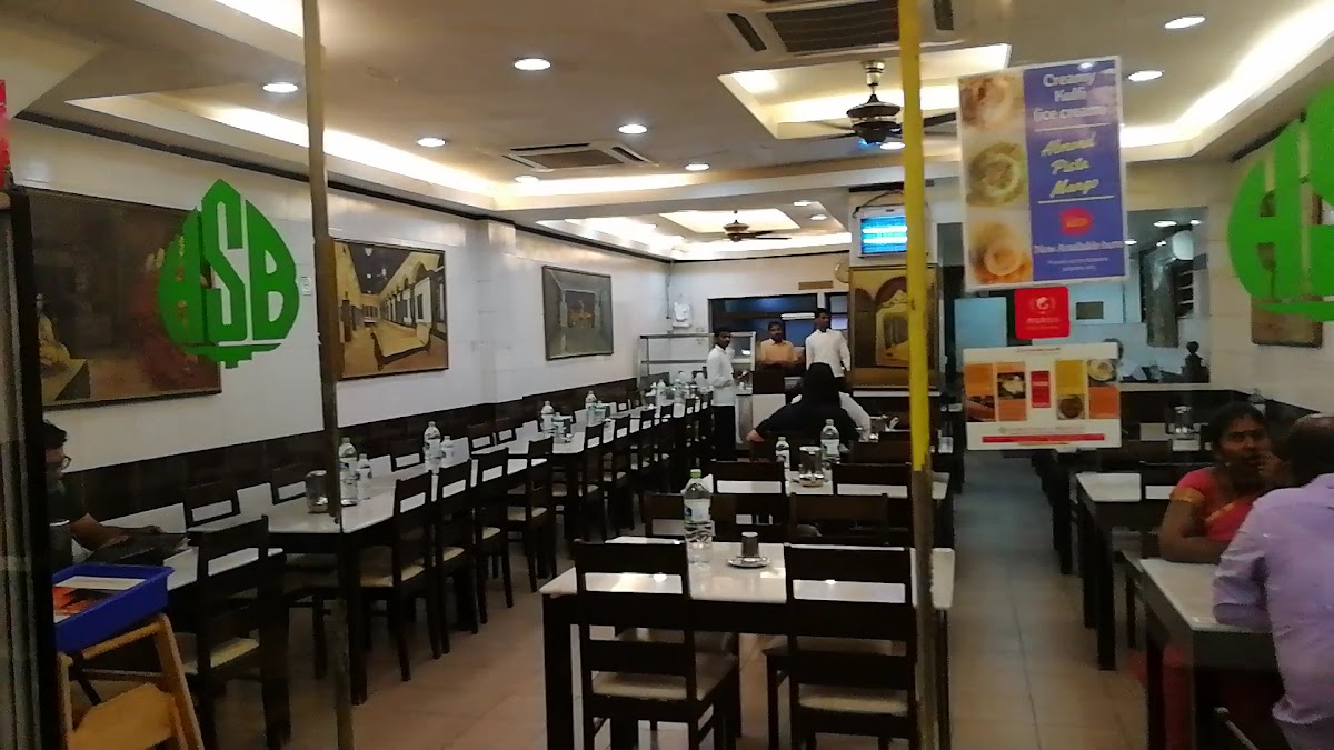 Restoran Saravanaa Bhavan • Leboh Ampang Photo 2