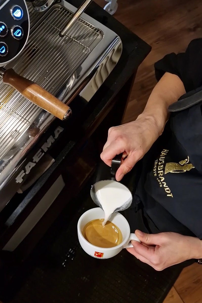 E71 Espressobar Photo 2